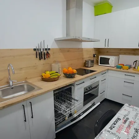 Ciudad Del Mundo, Arte, Tele-trabajo Y Ocio * Bilbao