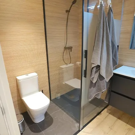 Ciudad Del Mundo, Arte, Tele-trabajo Y Ocio *