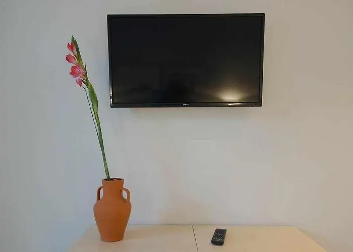 Ciudad Del Mundo, Arte, Tele-trabajo Y Ocio * Bilbao